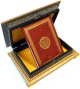 Coffret en bois dore avec le Le Saint Coran Lecture Hafs - Couverture rouge doree assortie