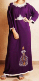 Gandoura/Robe marocaine chic avec strass et broderies manches trois quarts - Couleur Violet Gandoura/Robe marocaine chic avec strass et broderies manches trois quarts - Couleur Violet