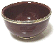 Grand bol en poterie marocain de couleur bordeaux emaille et cercle de metal argente